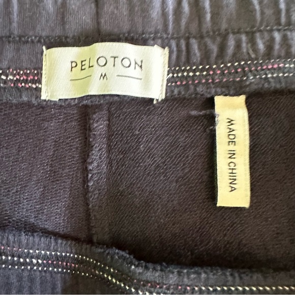 Peloton Sleepover Jogger in Navy sz Medium - Picture 8 of 10